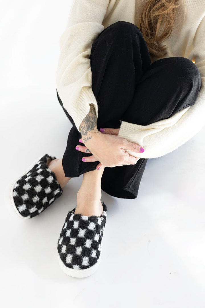 Black and White Checkered Slippers - Flea Style