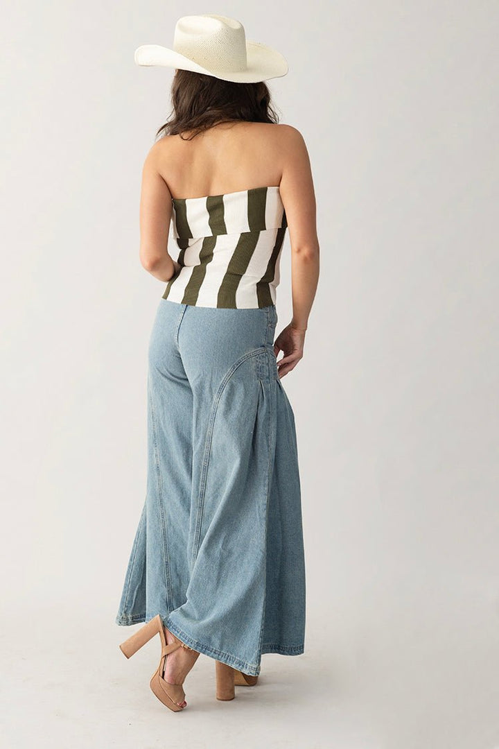 Extra Wide Leg Light Wash Jeans - Flea Style