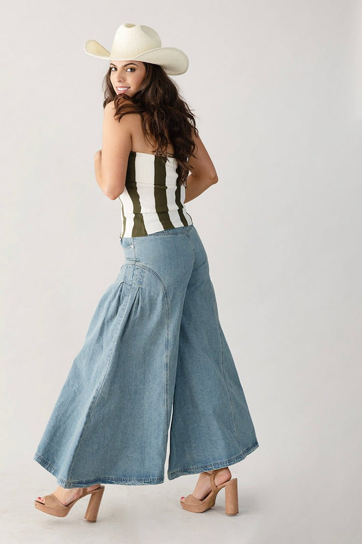 Extra Wide Leg Light Wash Jeans - Flea Style