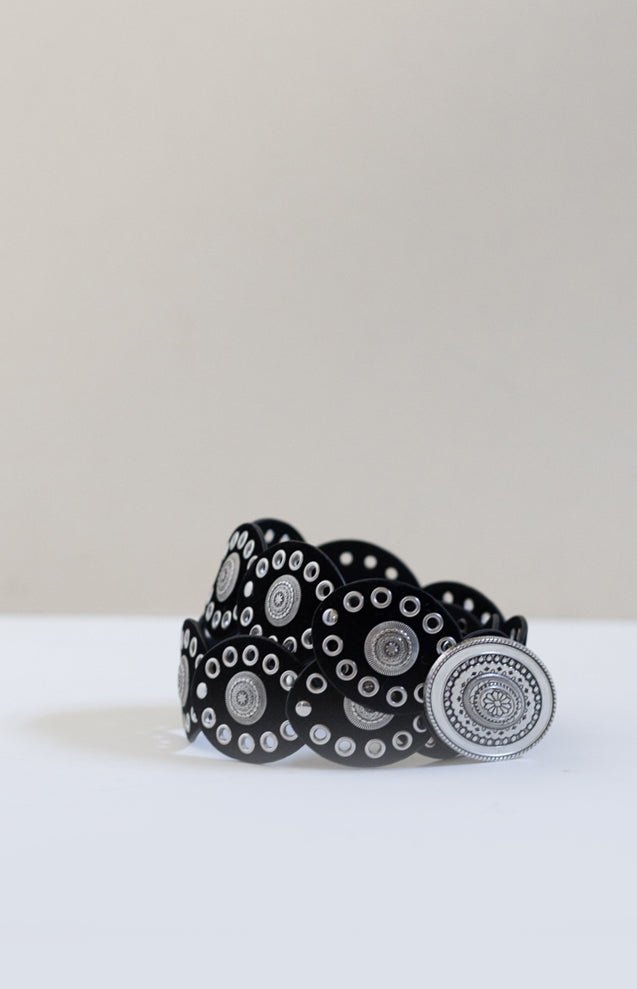 Oval Concho Belt with Grommets - Flea Style