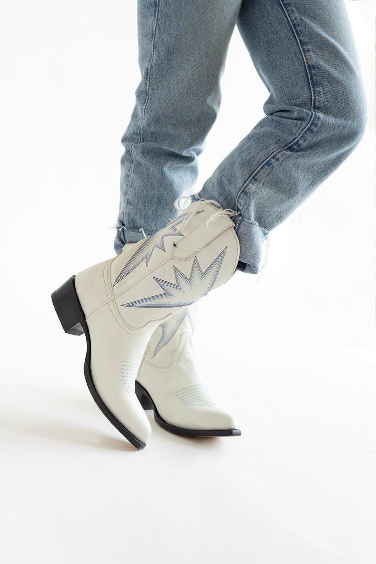 Sun Star White Cowgirl Boot - Flea Style