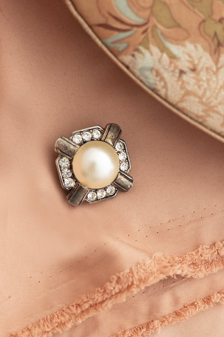 Vintage Bling and Pearl Brooch - Flea Style