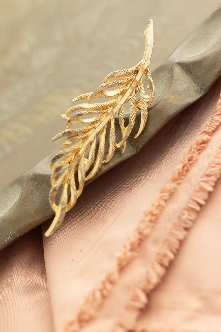 Vintage Gold Feather Brooch - Flea Style