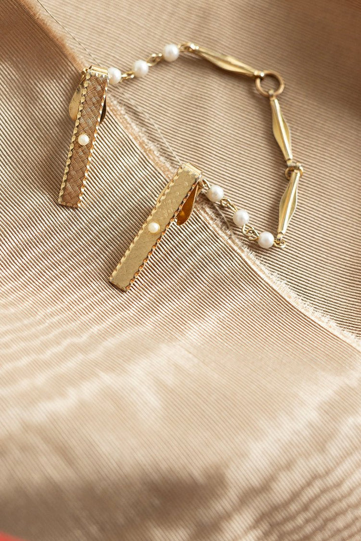 Vintage Gold Pearl Collar Chain Pin - Flea Style